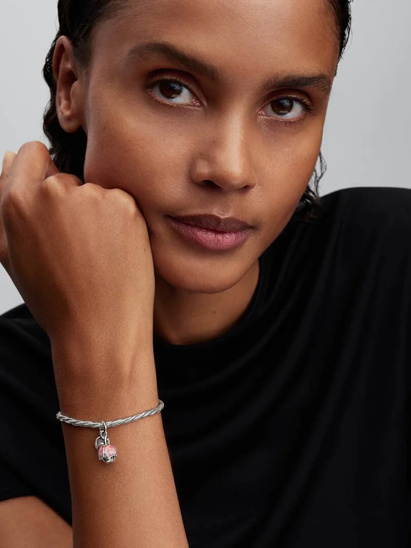 vihreä kristalli ja pinkki hartsi