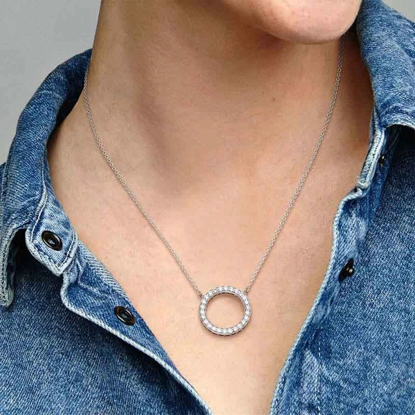 Circle of Sparkle Halsband - PANDORA - Snabb frakt & paketinslagning - Nordicspectra.se