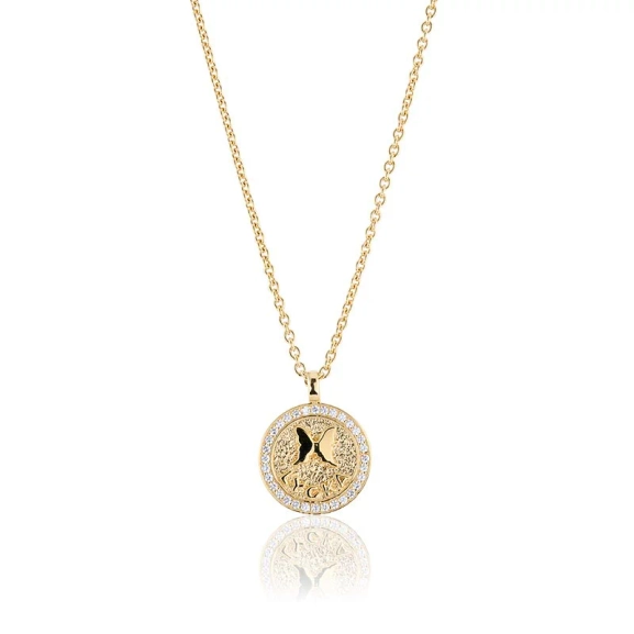 Luck Necklace Gold perhonen amuletilla 24K kullattua hopeaa ja kuutioisia zirkoniakiviä