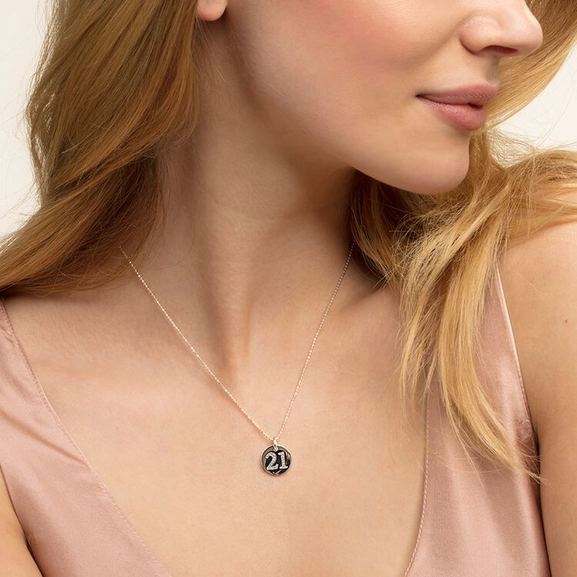 Coin 21 Hängsmycke - Thomas Sabo hängsmycke - Snabb frakt & paketinslagning - Nordicspectra.se