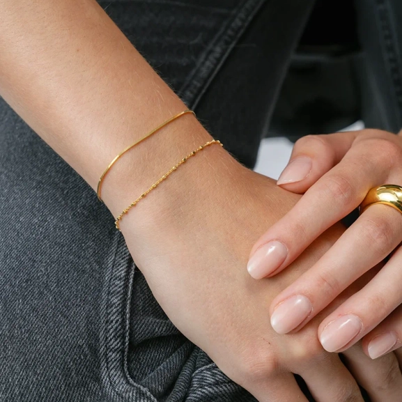 Sheer Station Bracelet Gold - Syster P - Snabb leverans & Gratis paketinslagning - Nordic Spectra