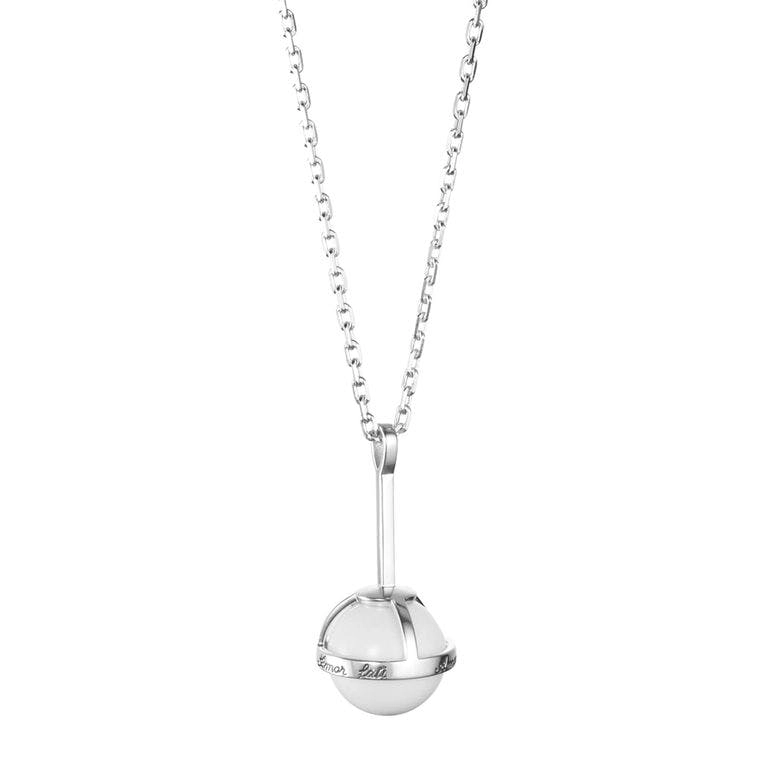 Efva Attling – Amor Fati Globe Pendant – White Agate