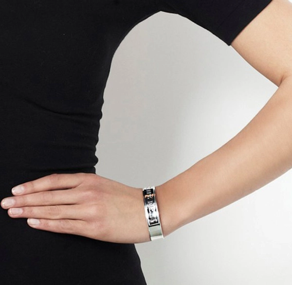 Carpe Diem Cuff - Efva Attling armband - Snabb frakt & paketinslagning - Nordicspectra.se