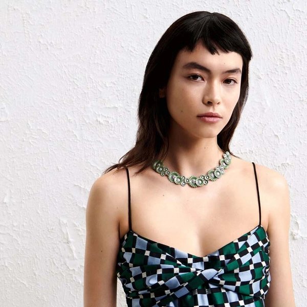 Daisy x Stine Goya Vivid Green Collier - Georg Jensen örhängen - Snabb frakt & paketinslagning - Nordicspectra.se