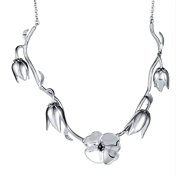 Helleborus Collier i silver med blomstjälkar och knoppar