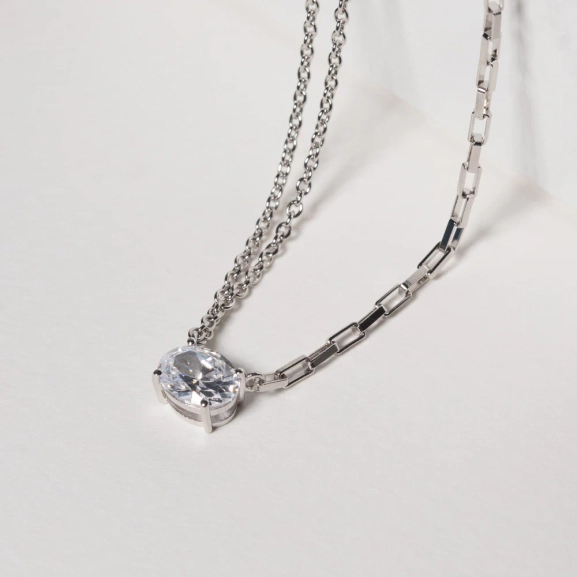 Ellisse Uno Halsband i silver med glittrande Cubic Zirconia-sten från Sif Jakobs