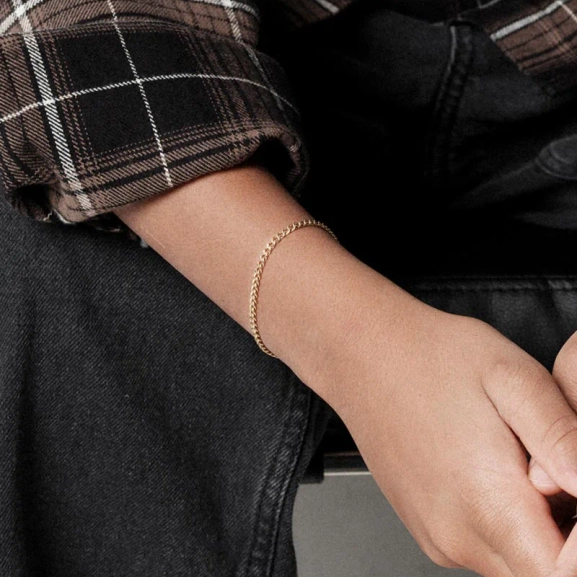 Young AUGUST Armband Guld - AROCK - Smycken för barn & tonåring - Nordic Spectra