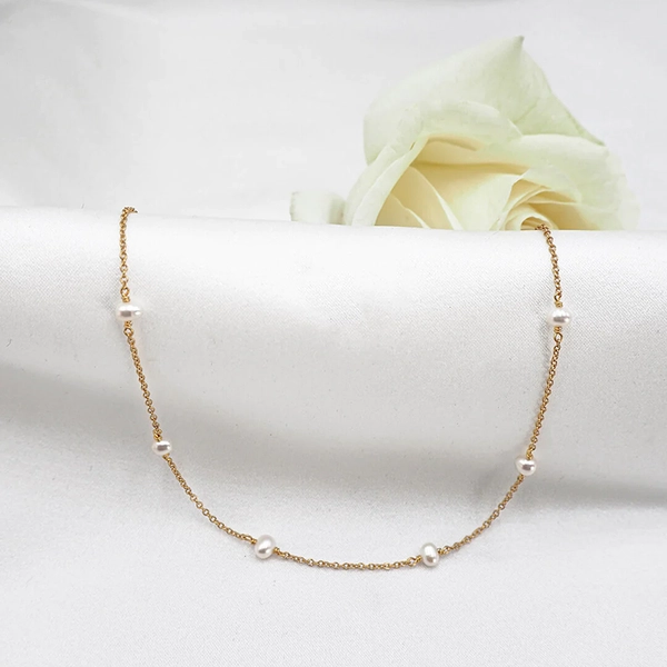 Pretty Pearls Halsband - By Sofia Wistam - Betydelsefulla smycken - Nordic Spectra