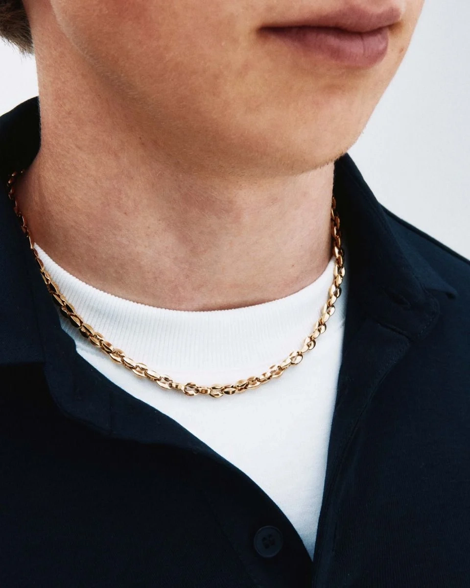 hamrad kaffebönskedja och stilrent skruvlås från Edblad.