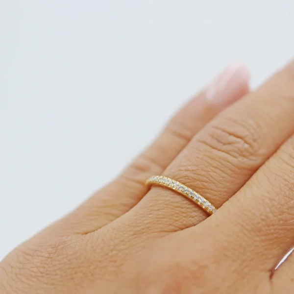 Aure 26 Guld - Vigsel- & förlovningsringar - Schalins - Fri storleksändring* - Nordic Spectra