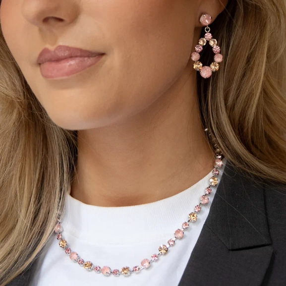 Calanthe Necklace Gold Flamingo Combo - Caroline Svedbom - Snabb frakt & paketinslagning - Nordic Spectra