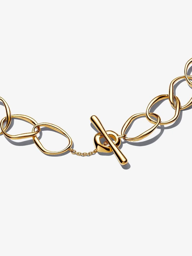 Organiskt Format Halsband Guld från Pandora Essence - Elegans och charm i 14 karat guld med förtrollande länkar och stilrent T-lås.