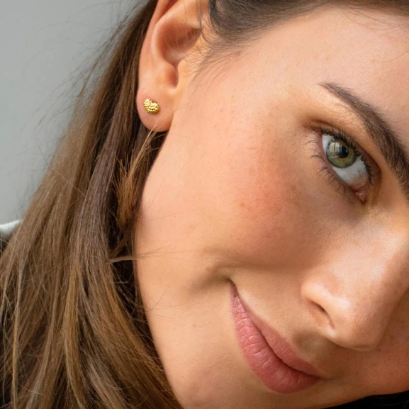 Love-bubble-studs-gold-01
