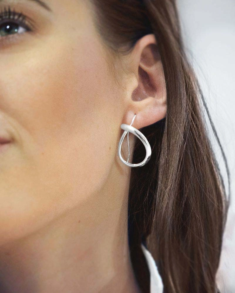 Ocean Earrings - Drakenberg Sjölin Örhängen - Snabb frakt & paketinslagning - Nordicspectra.se