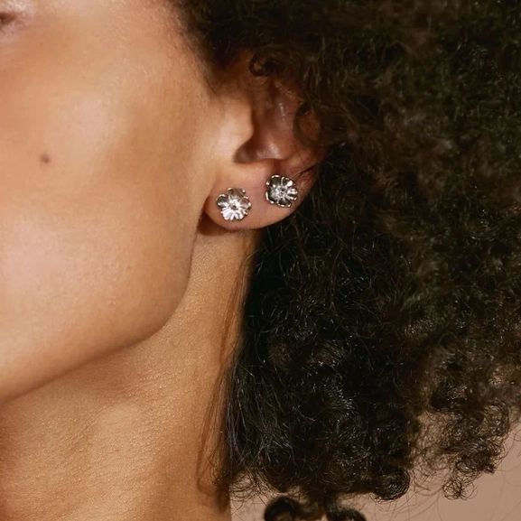 Floral Studs S Steel - Edblad - Snabb frakt & paketinslagning - Nordic Spectra