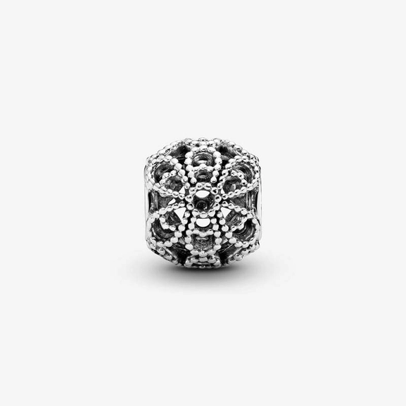 Offen gearbeitetes Metallperlen-Blüten Charm von PANDORA, Schneller Versand - Nordicspectra.de