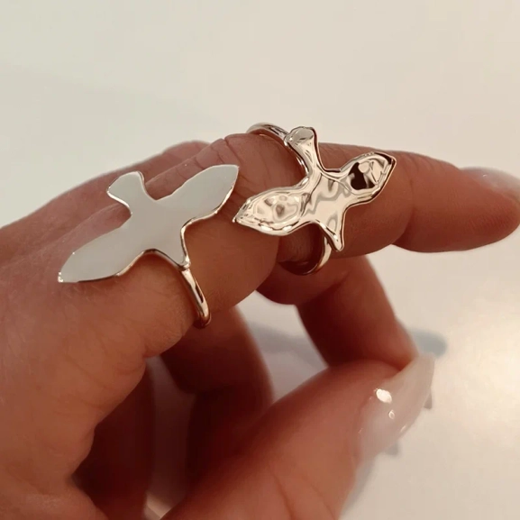 Organic Dove Ring L Silver - Emma Israelsson - Snabb frakt & paketinslagning - Nordic Spectra
