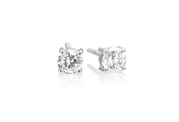 Princess Round Medio Örhängen i silver med gnistrande Cubic Zirconia-stenar från Sif Jakobs Princess-kollektion.