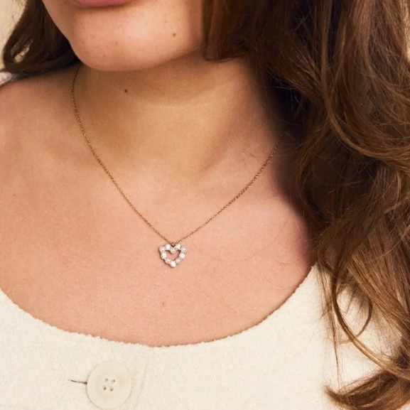 Affinity Pearl Heart Necklace Gold - Edblad - Snabb leverans - Gratis paketinslagning