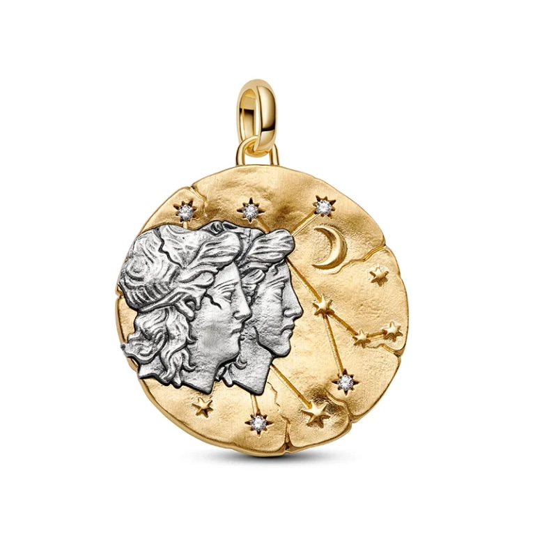 Tvillingarna Medaljong från Pandora ME i silver och 14K guldplätering med gnistrande sten och inskriptionen "SAPERE AUDE".