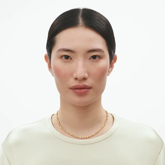 SS25_ECOM_ON-MODEL_MOONLIGHT GRAPES_SLIM_NECKLACE_20001420