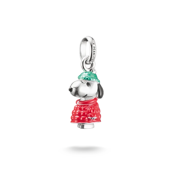 THOMAS SABO x Peanuts Snoopy vinterjacka – Connect berlock i silver med röd jacka och grön mössa