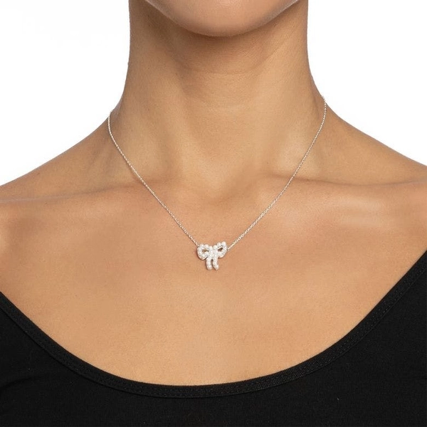 Mini Pearls Bow Necklace - Efva Attling halsband - Snabb frakt & paketinslagning - Nordicspectra.se
