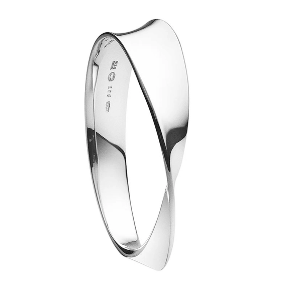Möbius Bangle - Georg Jensen - Suuri valikoima & ilmainen lahjapaketointi - Nordicspectra.fi