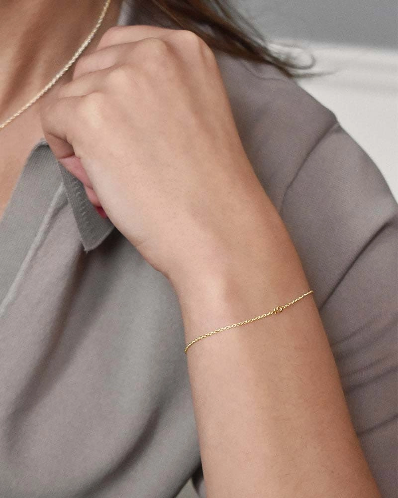 Women Unite Drop Bracelet Gold - Drakenberg Sjölin Armband - Snabb frakt & paketinslagning - Nordicspectra.se