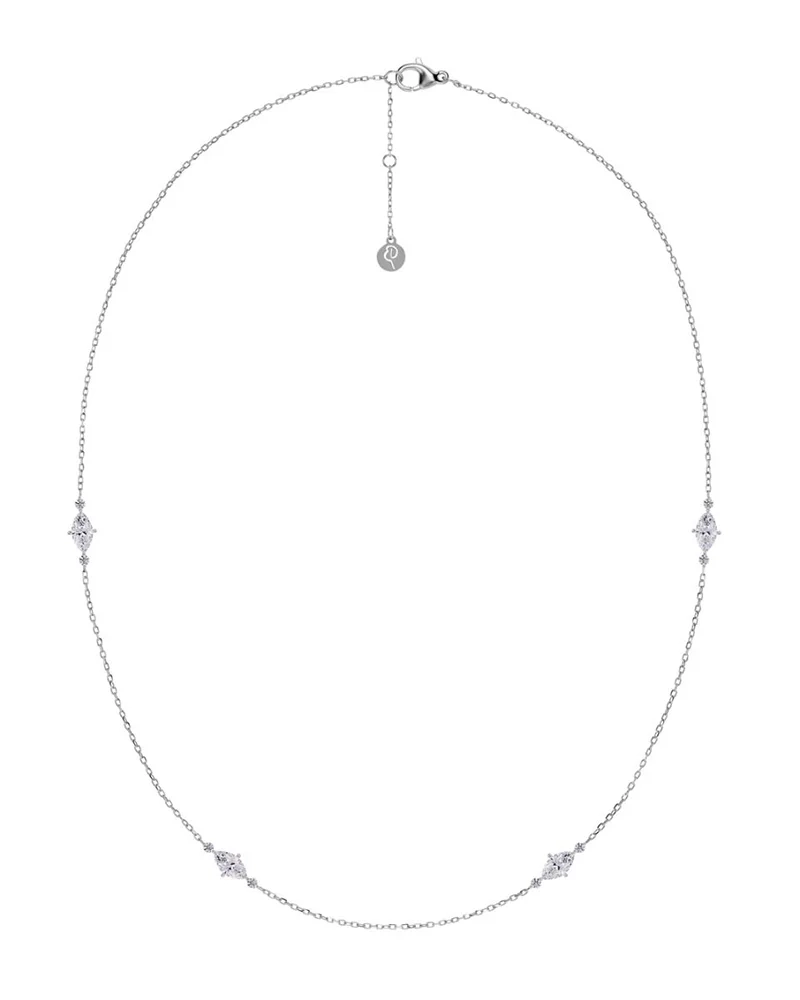 Trinny Necklace i polerat stål med kluster av cubic zirconia-stenar på en facetterad kedja