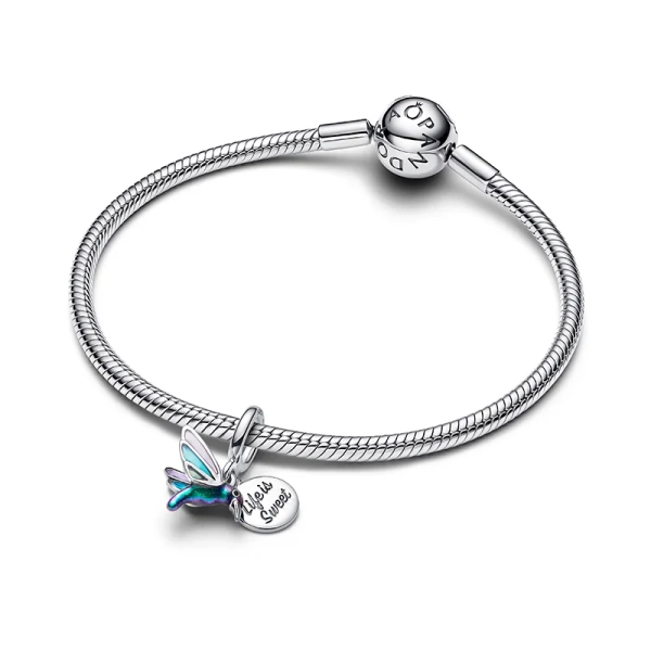 Silverberlock med kolibri och texten "Life is Sweet" för att påminna om att njuta av livets söta ögonblick. En elegant accessoar från Pandora Moments-kollektionen.