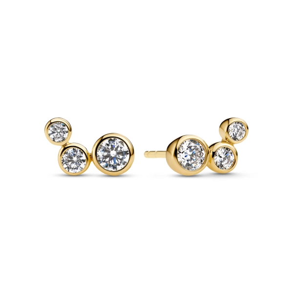 Sardinien Tre Örhängen Guld i 18K guldpläterat silver med tre rundade former och glittrande cubic zirconia.