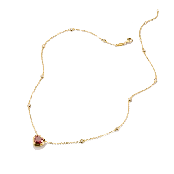 vita zirkonior och 18K guldpläterad kedja.