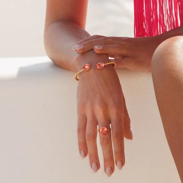 Mini Drop Bracelet Gold Rose Peach - Caroline Svedbom - Snabb frakt & paketinslagning - Nordic Spectra