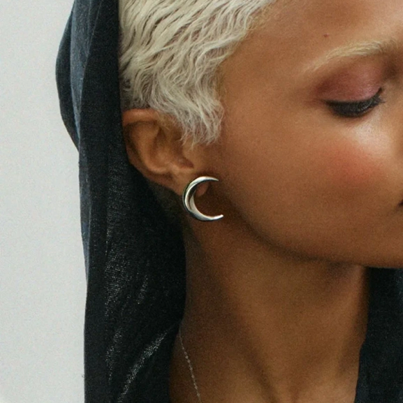 New Moon Studs L Steel - Edblad - Snabb leverans - Gratis paketinslagning