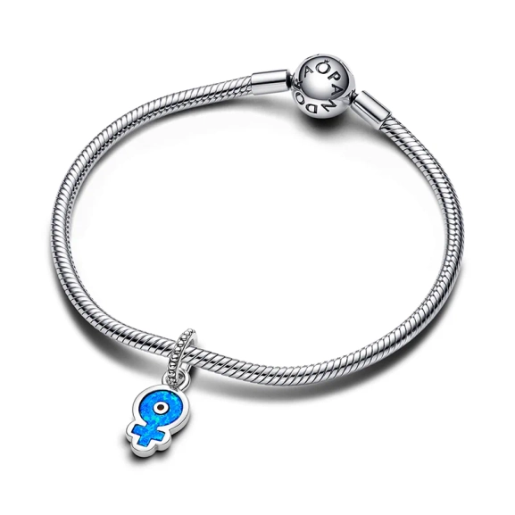 Starke Frauen Schillernder Charm-Anhänger - PANDORA - Nordic Spectra