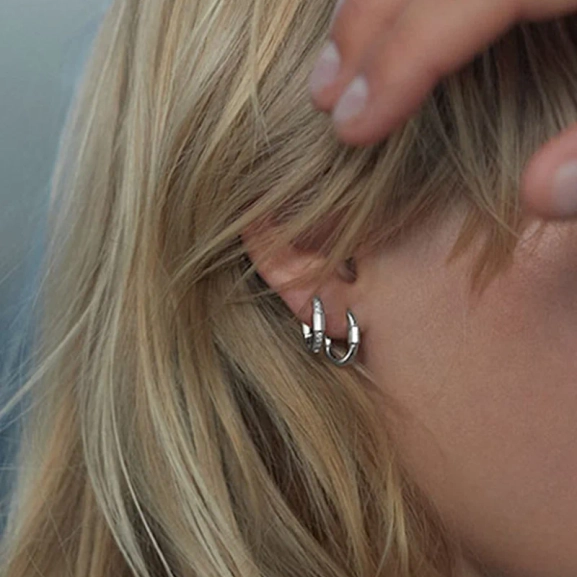 Palads Royal Earring Silver - Maria Black - Snabb frakt & paketinslagning - Nordic Spectra