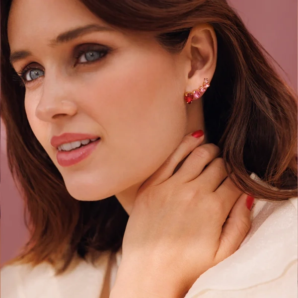 Julie Earrings Gold Scarlet Combo - Caroline Svedbom - Snabb frakt & paketinslagning - Nordic Spectra