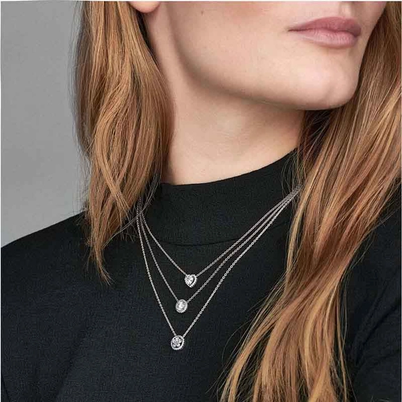 Round Sparkle Halo Halsband - PANDORA - Snabb frakt & paketinslagning - Nordicspectra.se