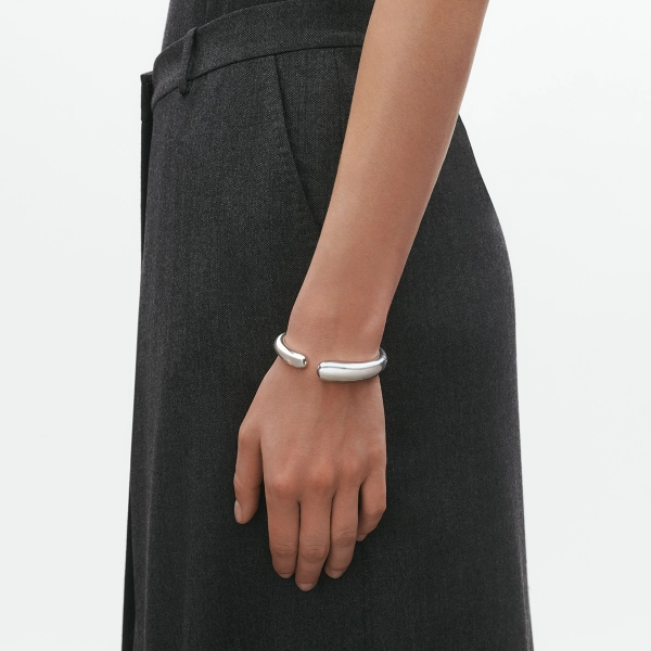 GJ_SS25_ECOM_SHOOT_MERCY_BRACELET_20000073 (1)