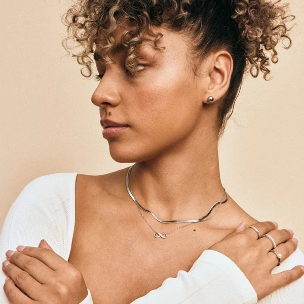 Infinity Necklace Steel - Edblad - Snabb frakt & paketinslagning - Nordic Spectra