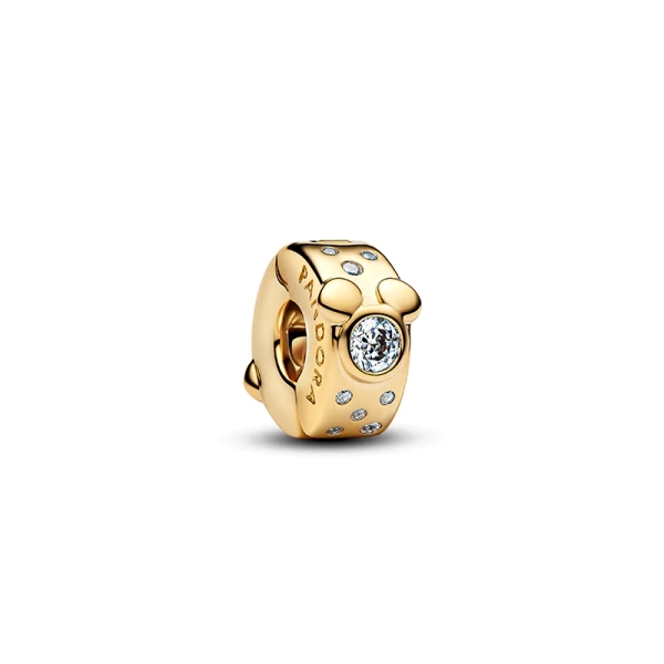 Musse och Mimmi Pigg clipberlock i guld med strålande stenar. Disney x Pandora kollektion. Låt deras magiska charm lysa upp din smyckessamling.