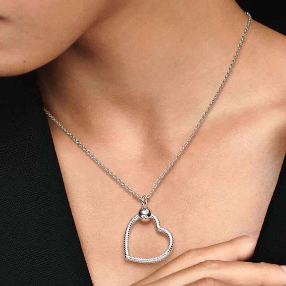 Pandora Moments Herz Charm-Halter von PANDORA, Schneller Versand - Nordicspectra.de