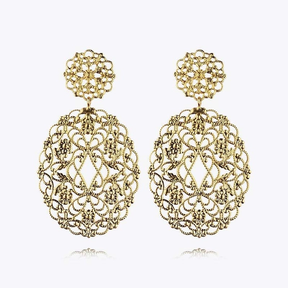 Zandra Earring Gold Metal - Caroline Svedbom - Nopea toimitus ja lahjapakkaus - Nordic Spectra