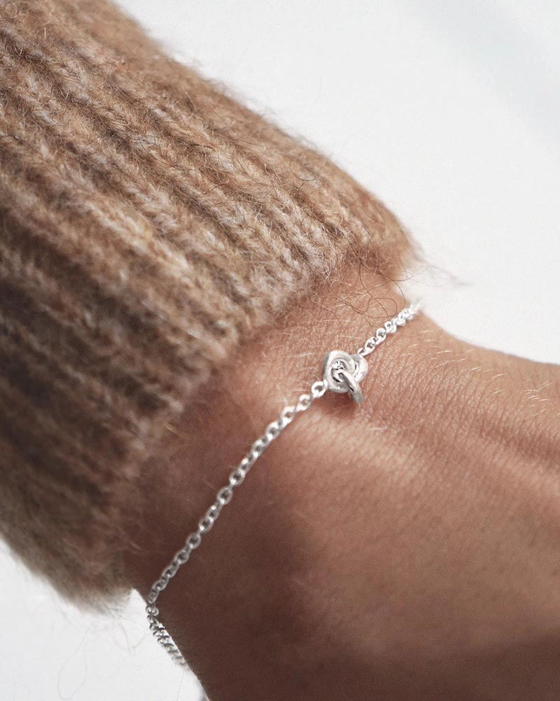 Le Knot Drop Bracelet - Drakenberg/Sjölin - Suuri valikoima & ilmainen lahjapaketointi - Nordicspectra.fi