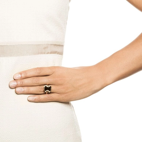 Little Magic Star Ring Onyx Gold - Efva Attling ringar - Snabb frakt & paketinslagning - Nordicspectra.se