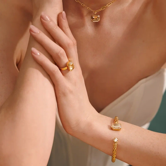 Lydia Ring Gold Golden Shadow - Caroline Svedbom - Snabb frakt & paketinslagning - Nordic Spectra