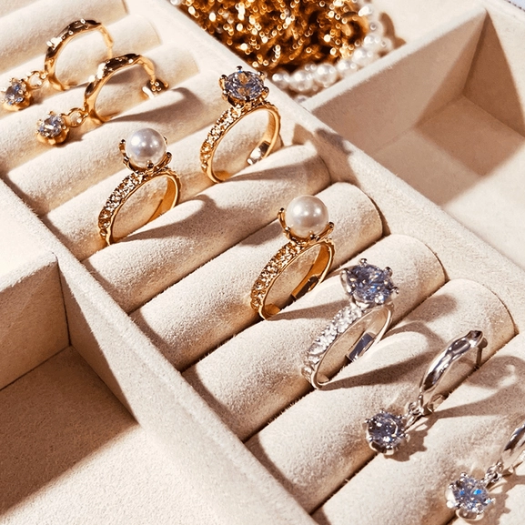 Pearl Princess Ring Gold - Emma Israelsson - Snabb frakt & paketinslagning - Nordicspectra.se