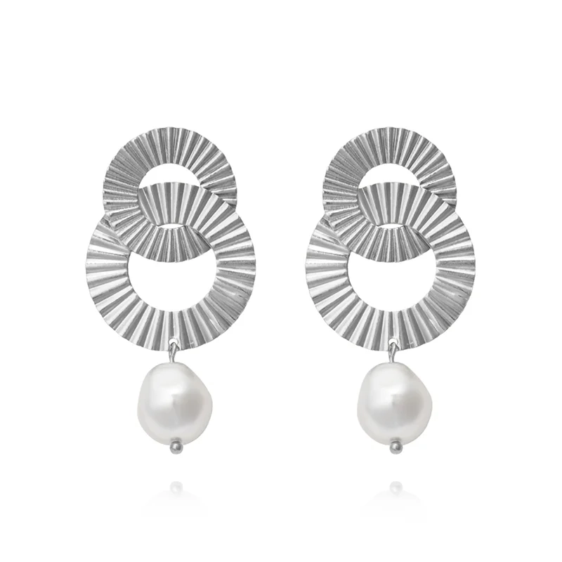 Caroline Svedbom - Mila Pearl Earrings Rhodium