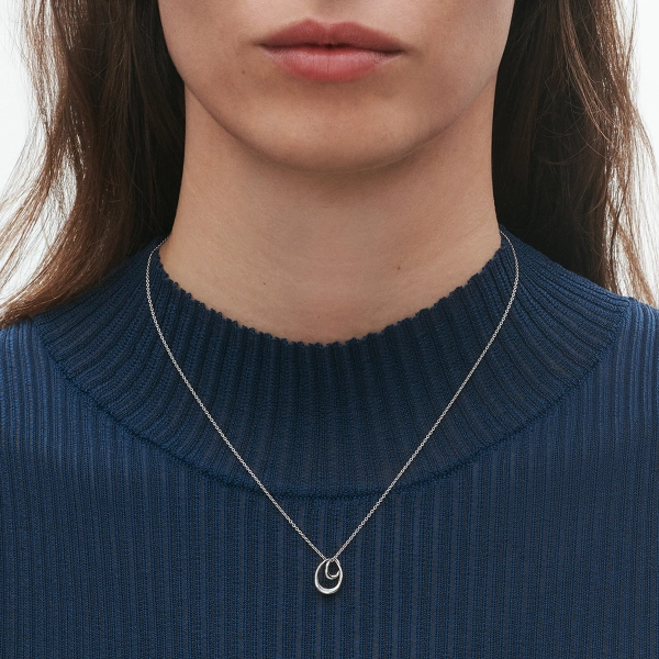 GJ_SS25_ECOM_SHOOT_OFFSPRING_NECKLACE_10012310_Close-up